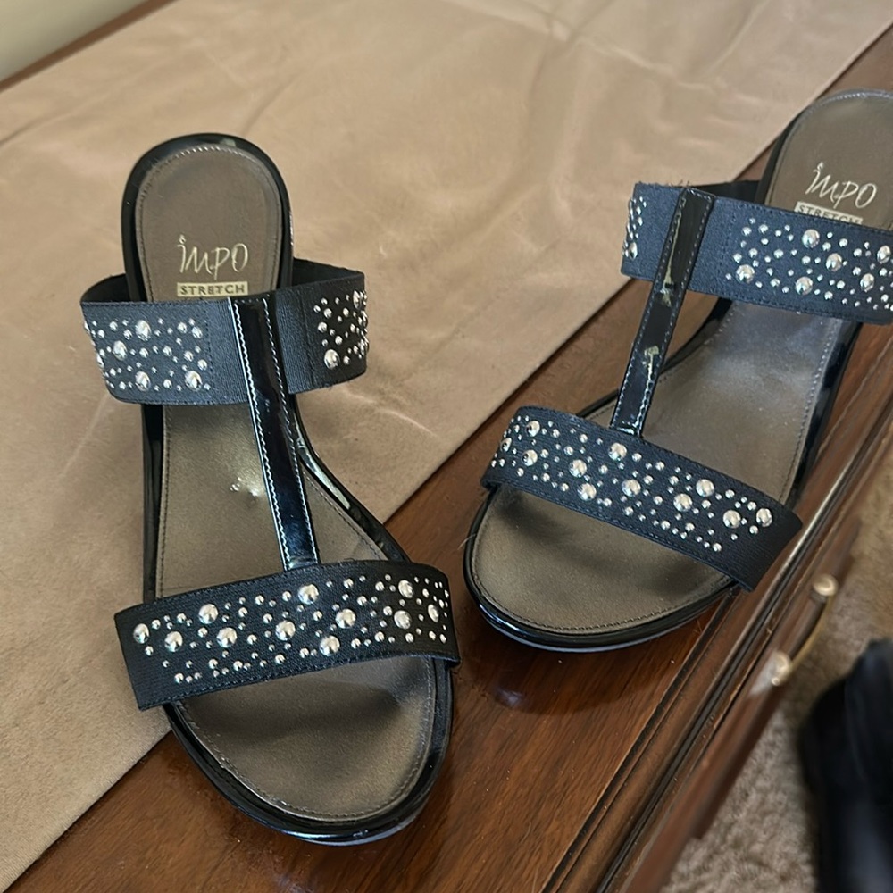 Wedge sandals